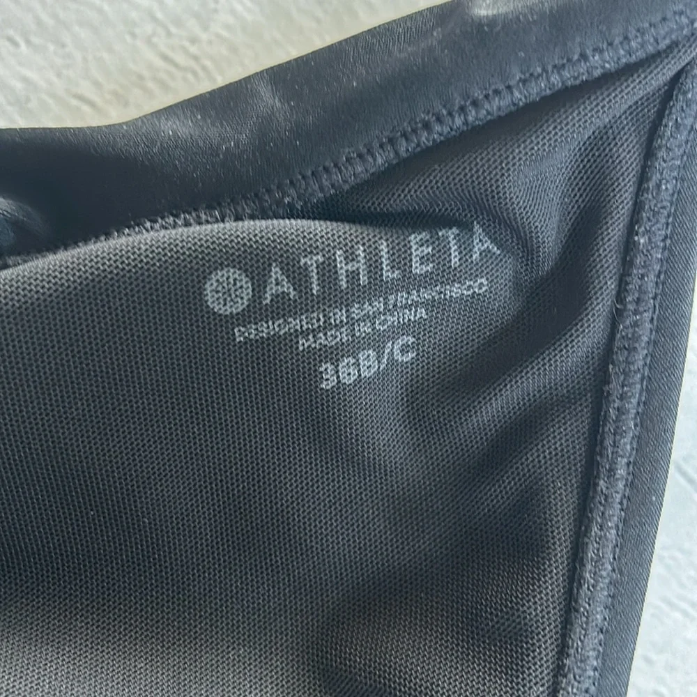 Athleta Wrap Bikini Top Sz 36 B/C‎ Black